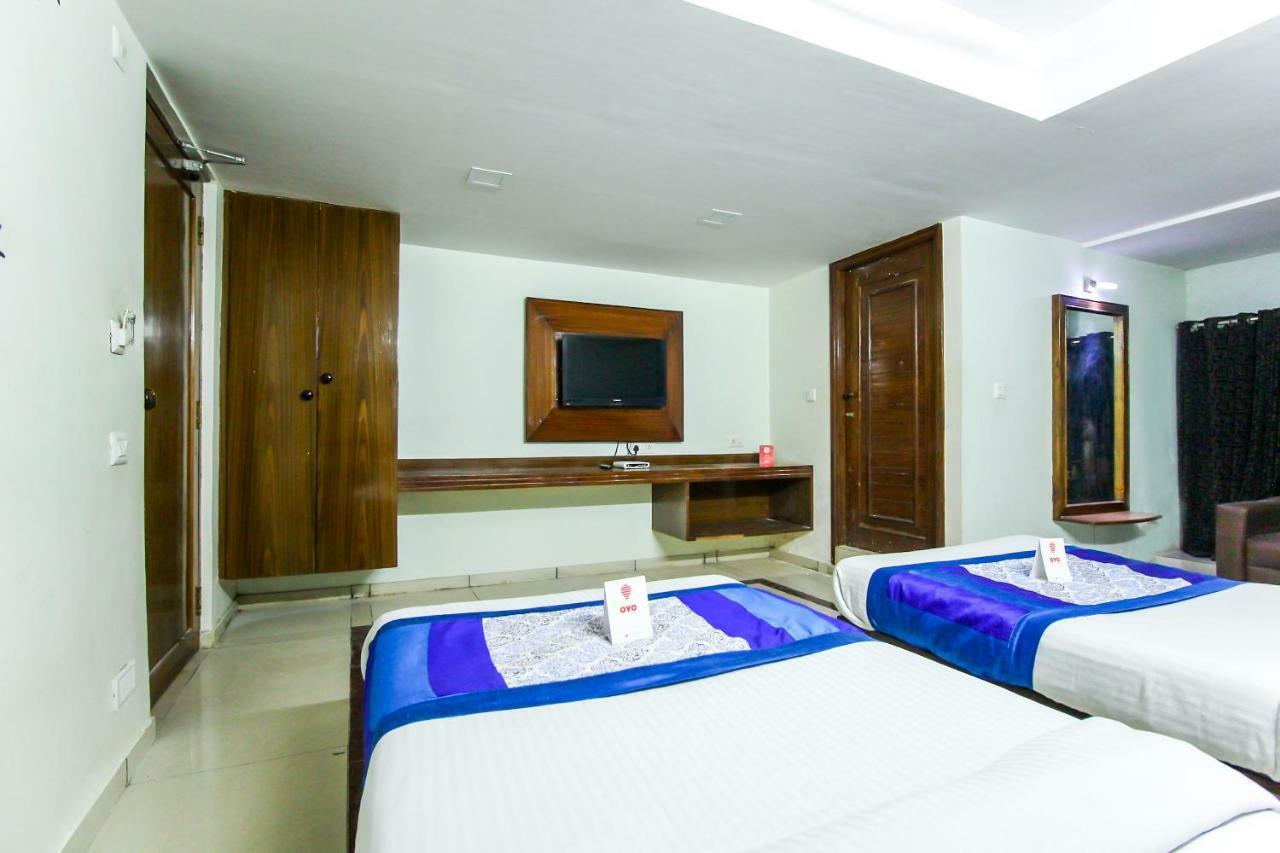 Hotel Seven Ahmedabad Eksteriør bilde